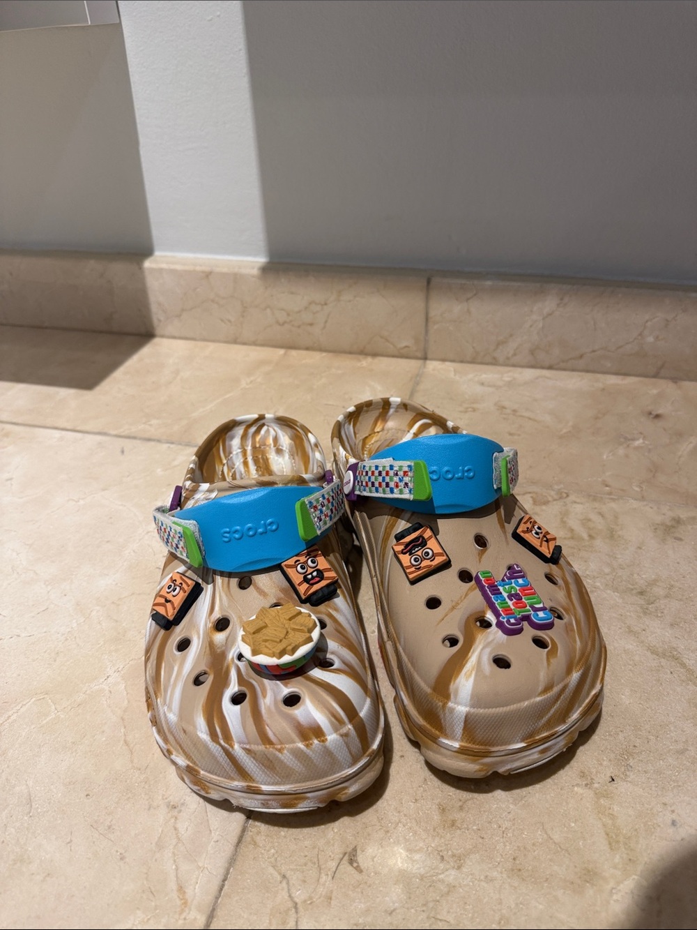 Crocs Cinnamon Toast Crunch
